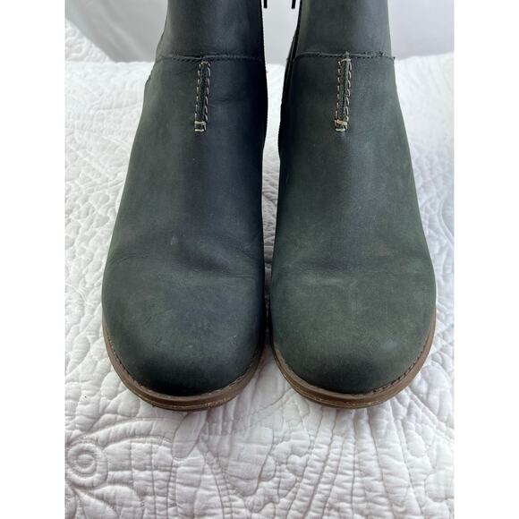 Clarks Collection Womens 9 Faded Black Suede Chunky Heel Bootie Ankle Boot - Picture 7 of 11